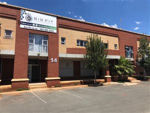 772 m² Industrial space in Hennopspark