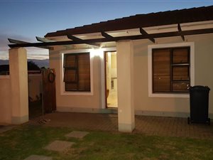 2 Bed Cluster in Kuilsriver