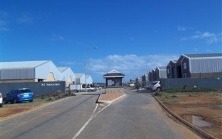 1300 m² Land available in Mossel Bay