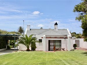 5 Bed House in Eastcliff