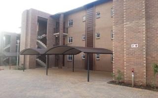 2 Bedroom Apartment in Montana Park