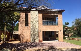 2 Bedroom Apartment in Woodmead