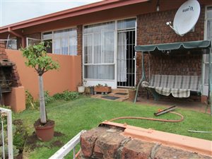 1 Bedroom Townhouse in Hermanstad