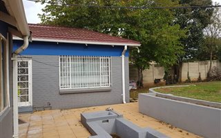 280 m² Commercial space in Randpark Ridge