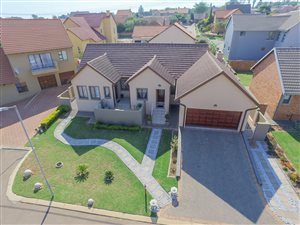 3 Bed House in Brooklands