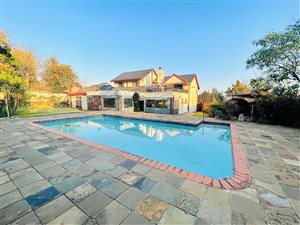 4 Bed House in Dewetshof