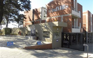 2 Bedroom Apartment in Buccleuch