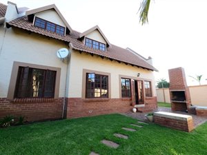 3 Bed Townhouse in Equestria