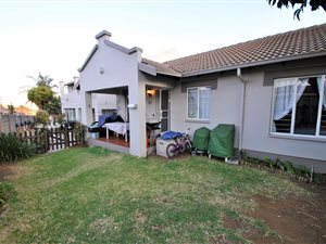 3 Bed Apartment in Meyersdal