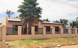 3 Bedroom House in Retief