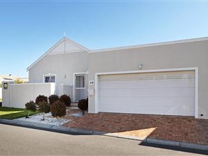 3 Bed House in Pinehurst