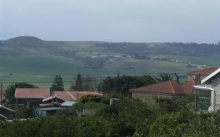 1151 m² Land available in Fraaiuitsig