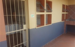 2 Bedroom Flat in Piet Retief