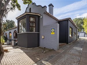 4 Bed House in College Hill