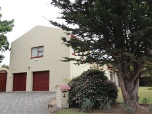 3 Bed House in Eden