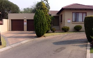 3 Bedroom Townhouse in Randpark Ridge