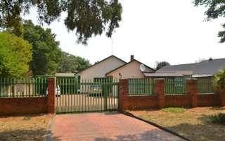 3 Bedroom House in Greenhills