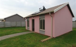 2 Bedroom House in Sky City