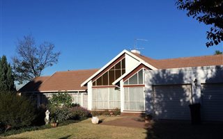 3 Bedroom House in Albemarle