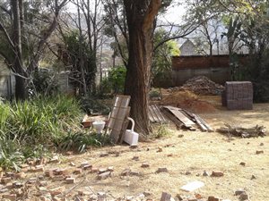 567 m² Land available in Parktown Estate