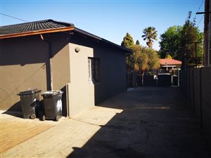3 Bed House in Cason