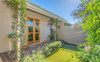 3 Bedroom House in Richmond Hill