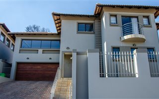 3 Bedroom House in Bergtuin