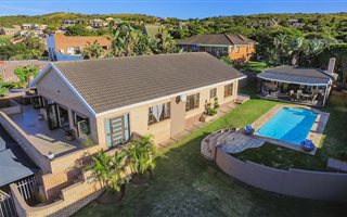 3 Bedroom House in Winterstrand