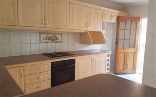 3 Bedroom Townhouse in Helderkruin