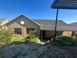 3 Bed House in Bisley