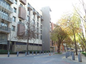 2 Bed Apartment in Melrose Arch