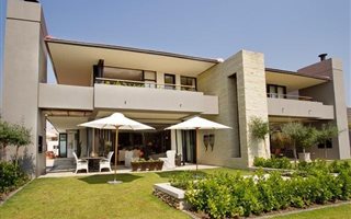 3 Bedroom Cluster in Lombardy Estate