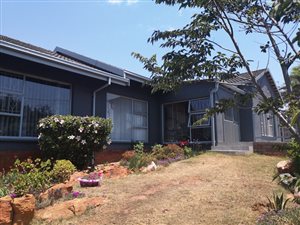 4 Bed House in Risana