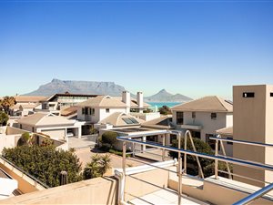 4 Bed House in Sunset Links