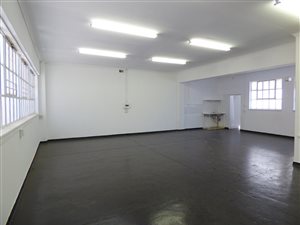 100 m² Commercial space in Cape Town City Centre