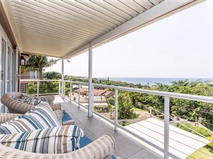 4 Bed House in Salt Rock