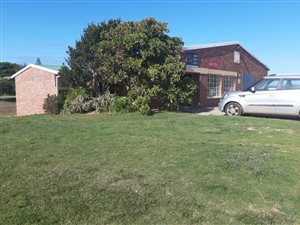 600 m² Commercial space in Paradise Beach