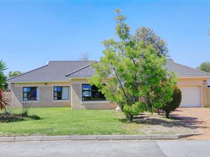 4 Bed House in Heatherlands