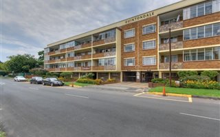 2 Bedroom Apartment in Cheltondale