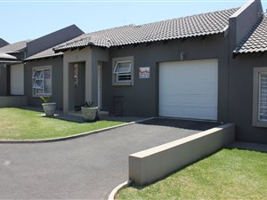 2 Bed Townhouse in Rangeview