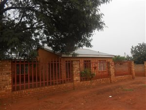 3 Bedroom House in Ikageng
