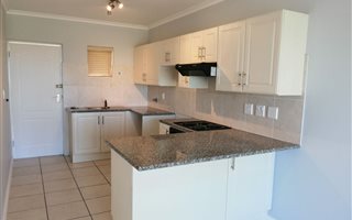2 Bedroom Apartment in Melkbosstrand