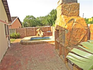 3 Bed Duet in Birdswood