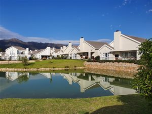 3 Bed House in Val de Vie