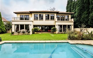 4 Bedroom House in Dainfern Valley