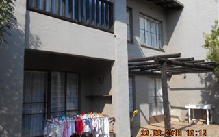 3 Bedroom Townhouse in Northcliff