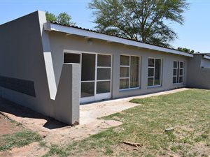 3 Bedroom House in Claremont