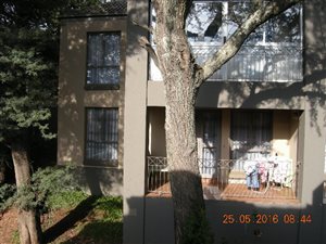 2 Bedroom Townhouse in Florida Hills