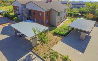 1 Bedroom Apartment in Jackal Creek Golf Estate