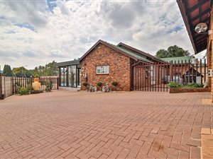 3 Bed House in Isandovale